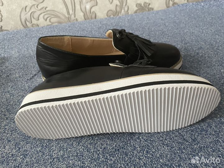 Лоферы женские