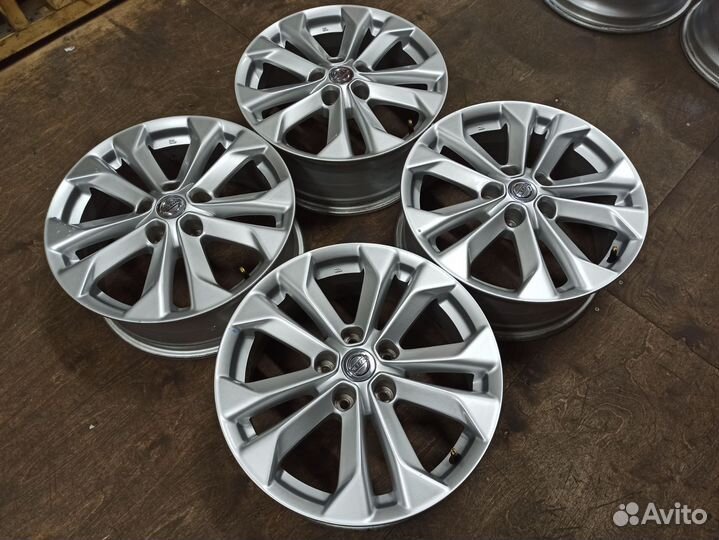 Диски 17 5х114,3 ET45 оригинал Ниссан из Японии