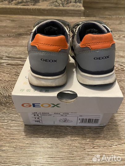 Кроссовки geox