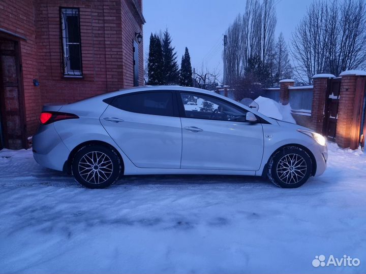 Hyundai Elantra 1.6 МТ, 2015, 176 000 км