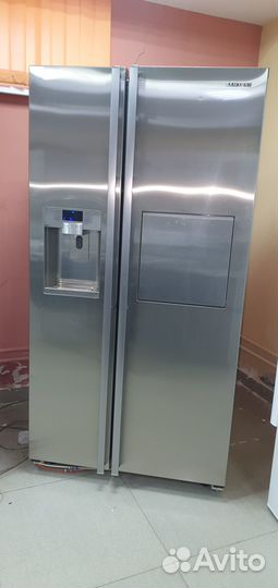 Холодильник side BY side Samsung
