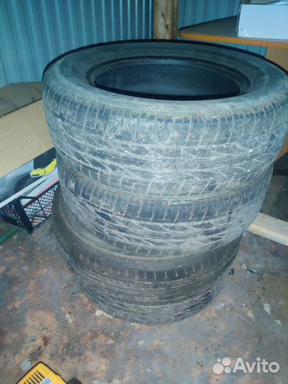 Bridgestone Dueler H/P 215/65 R16 98H