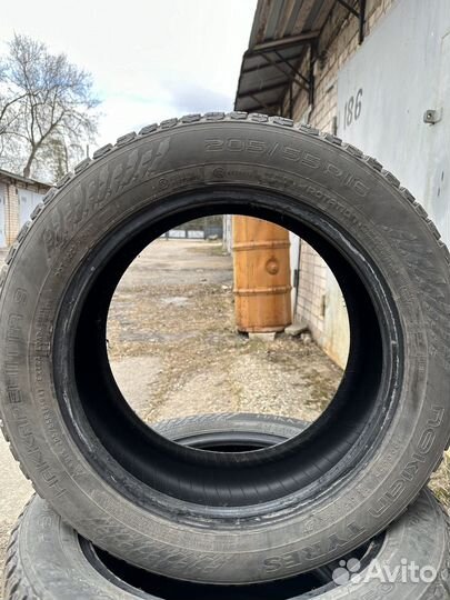 Nokian Tyres Hakkapeliitta 9 205/55 R16 94T