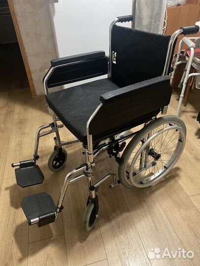 Коляска инвалидная