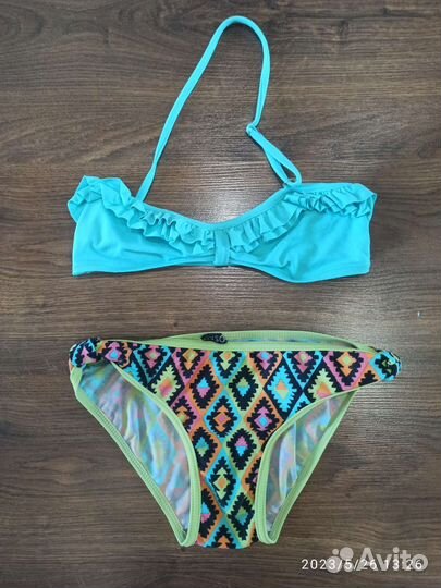 Купальник и новые шлепанцы