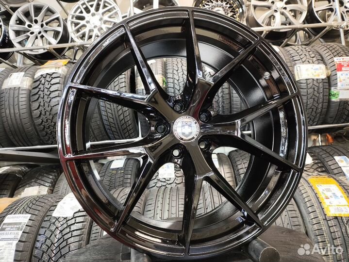 Диск RS HRE P101 Gloss Black 5X114,3 R18 d73,1