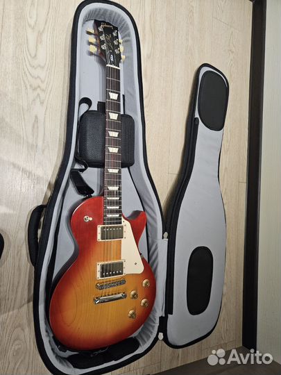 Электрогитара Gibson Les Paul Tribute в идеале