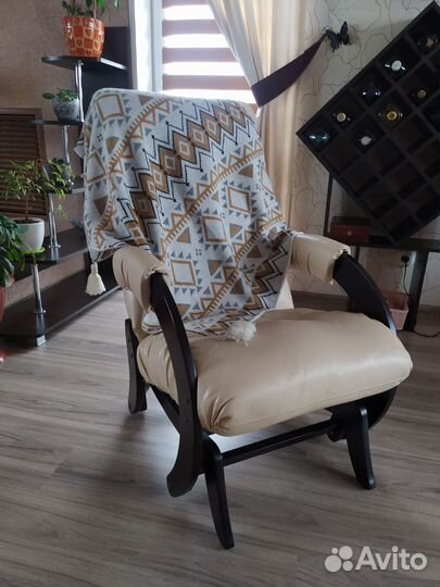 Кресло качалка маятник