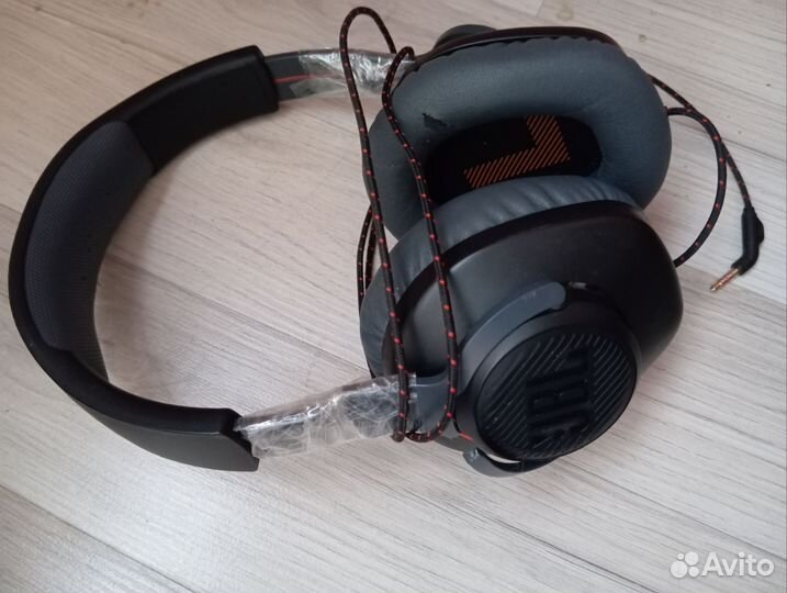 Проводные наушники JBL