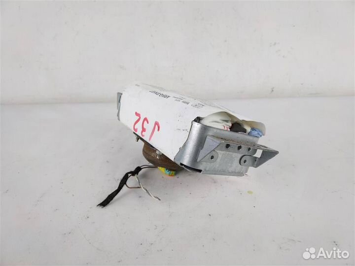 Подушка безопасности пассажирская (в торпедо) ауд