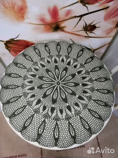 Скатерти, салфетки, воротники ручной работы