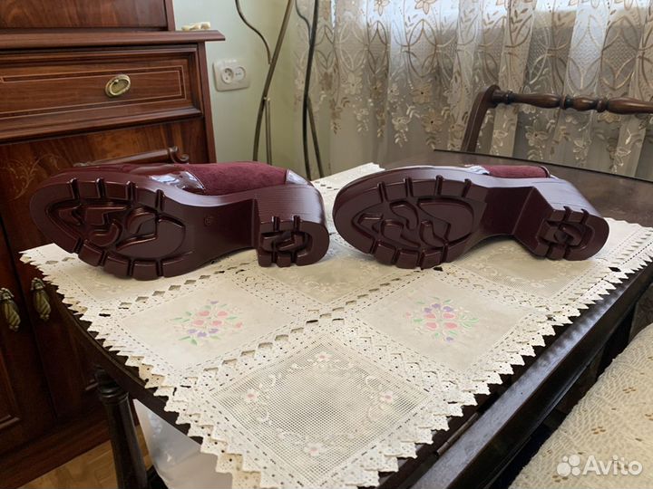 Туфли женские (Ботильоны) 40 размер Новые 