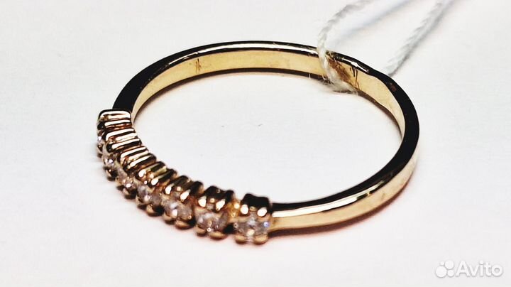 Золотое кольцо с камнем 17р