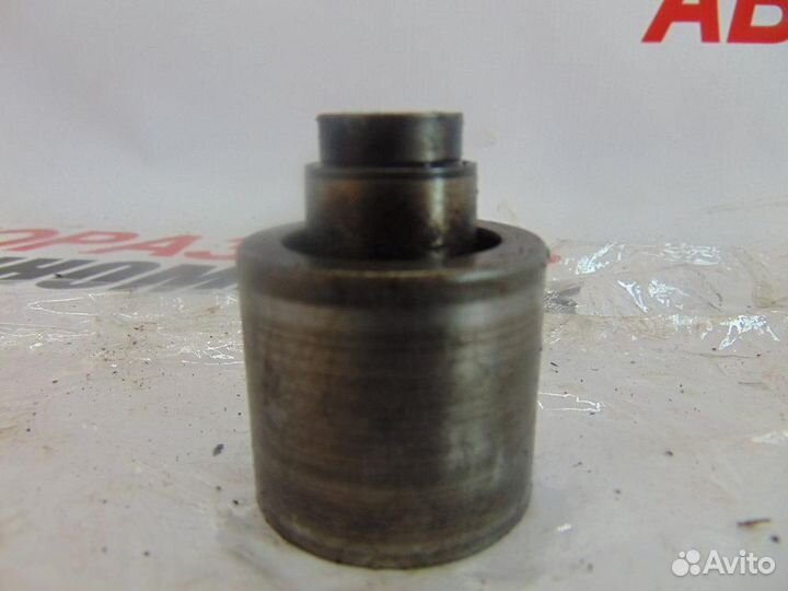 Ролик дополнительный ремня грм для Volkswagen Pass