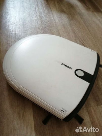 Робот пылесос