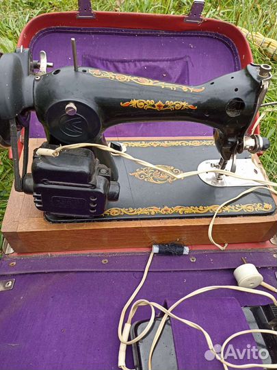 Швейная машинка