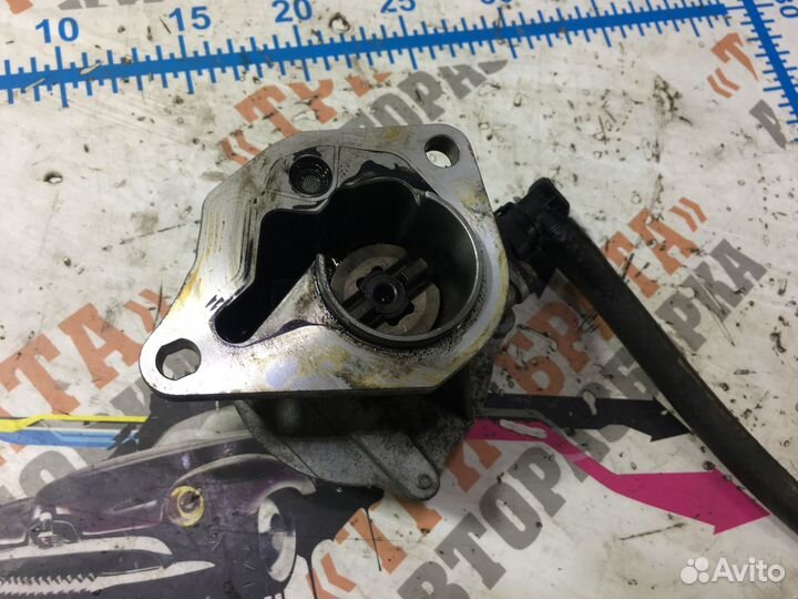 Рено Трафик Вакуумный насос