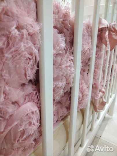 Бортики в детскую кроватку для девочки