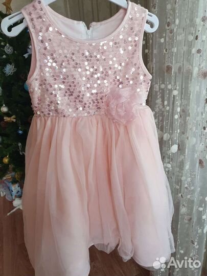 Праздничное платье для девочки