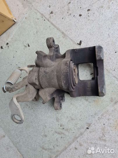 Суппорта тормозные на mitsubishi ситсубиши