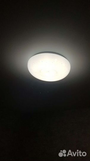 Светильник потолочный светодиодный