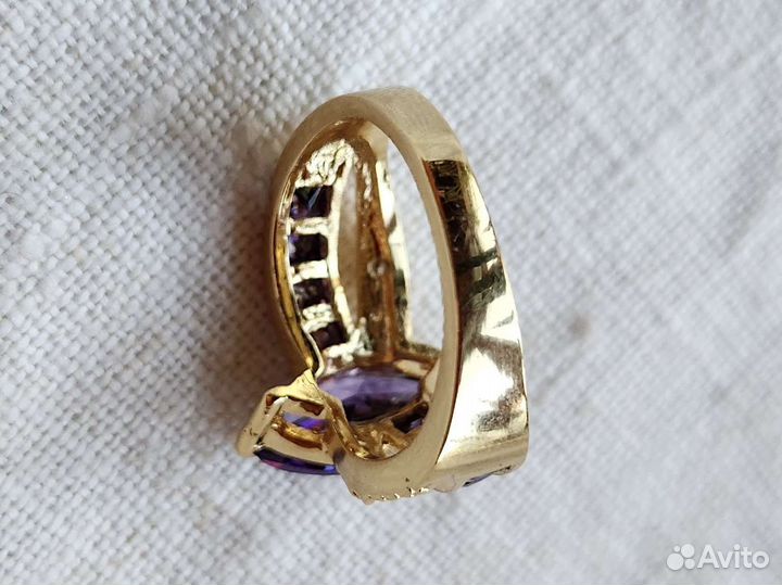 Кольцо с аметистами