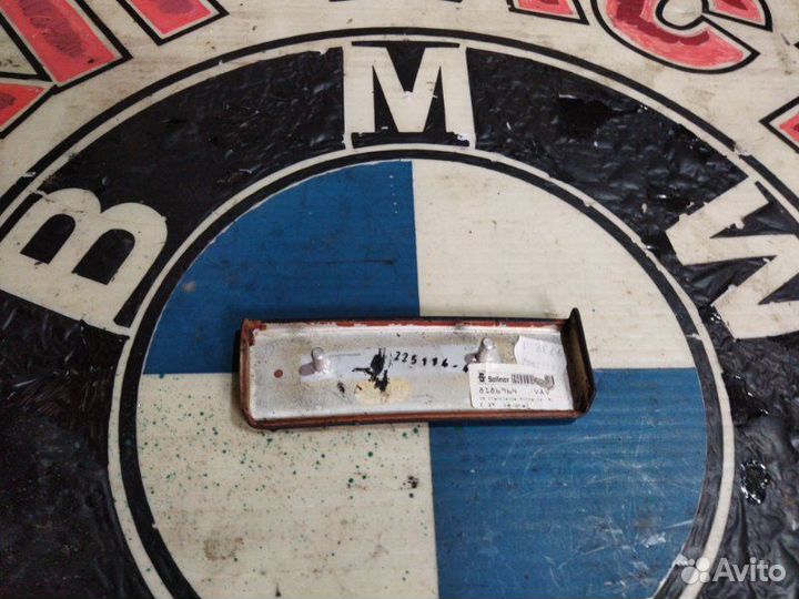 Накладка в салоне