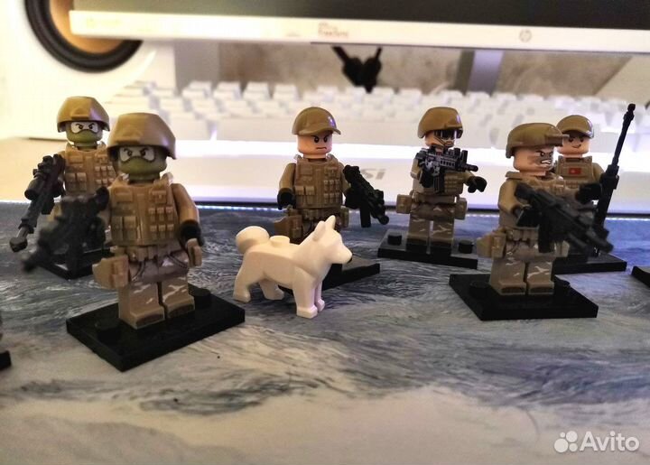 Lego человечки