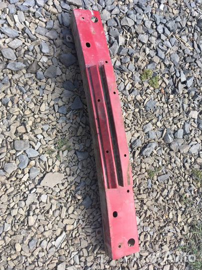 Усилитель бампера Mazda RX8