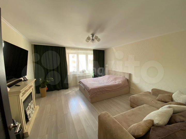 2-к. квартира, 66,1 м², 15/17 эт.