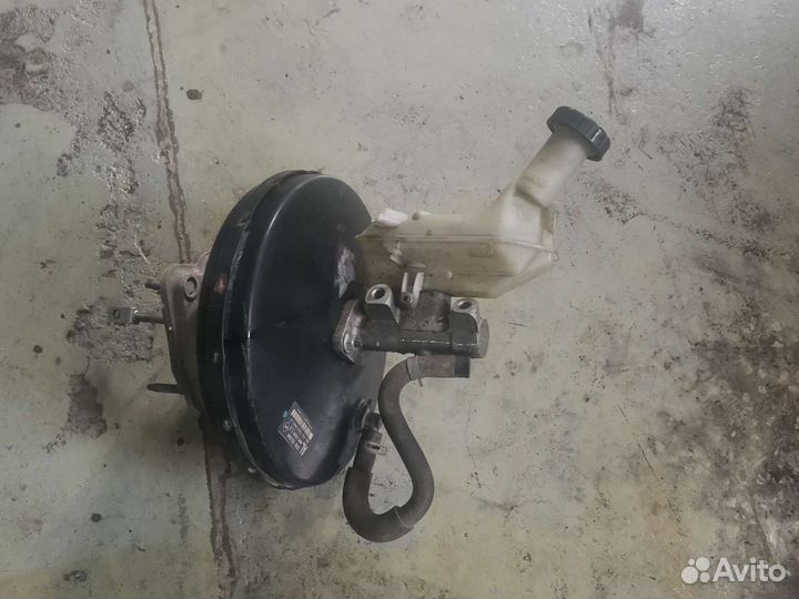 Усилитель тормозов вакуумный на ниссан ноте Е11