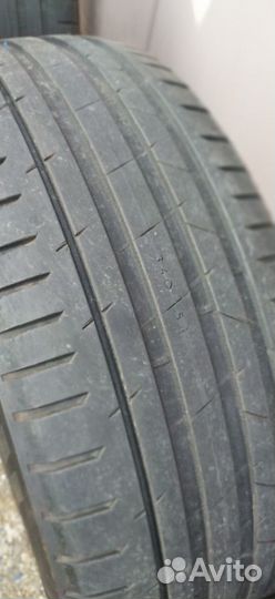 Nokian Tyres Hakka Black 2 SUV 275/50 R22 140C