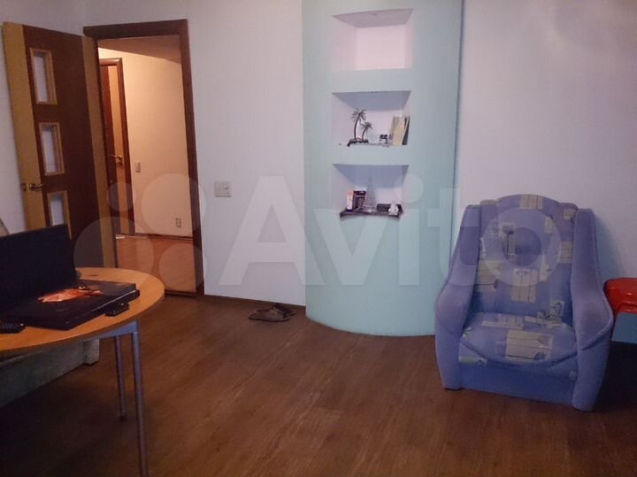 1-к. квартира, 43 м², 2/10 эт.