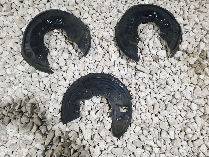 Пыльник тормозного диска Volkswagen Passat B5+