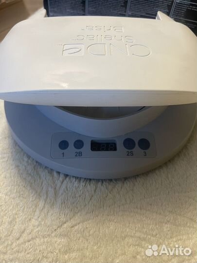 Лампа для ногтей CND LED light Professional 09200