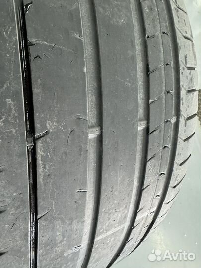 Pirelli P Zero PZ4 315/30 R22 107Y