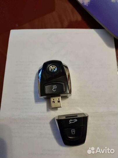Usb флешка 4 gb в виде ключа VW touareg