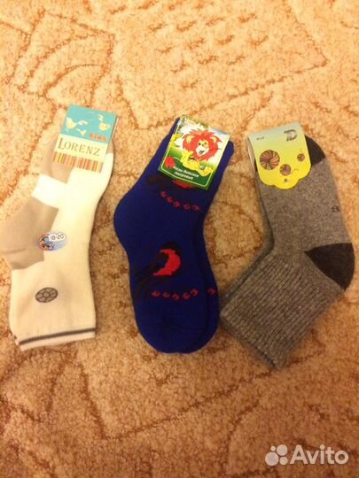 Варежки, носки шерстяные новые 4-6 лет