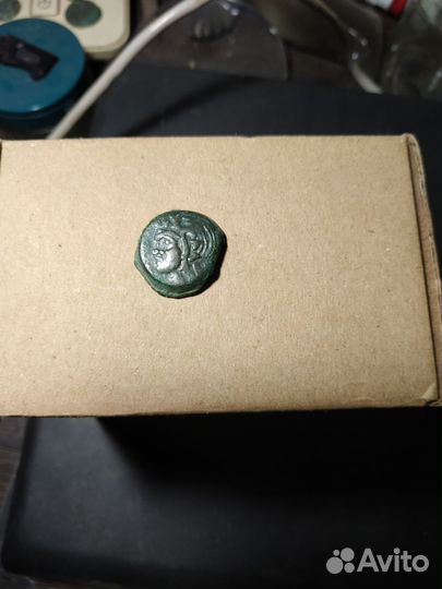 Античная монета обол