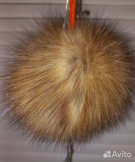 Меховые помпоны из натуральной куницы
