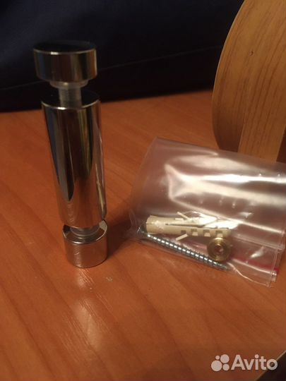 Дистанционный держатель для изделия из стекла