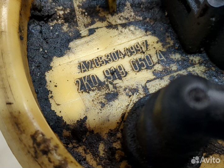 Насос топливный электрический Volkswagen Caddy