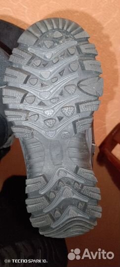 Ботинки зимние для мальчика новые 35 размера