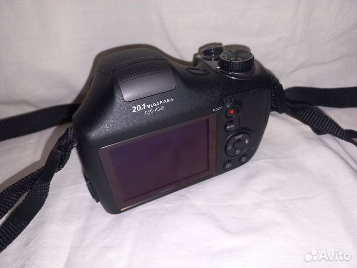 Цифровой фотоаппарат Sony DSC-H300