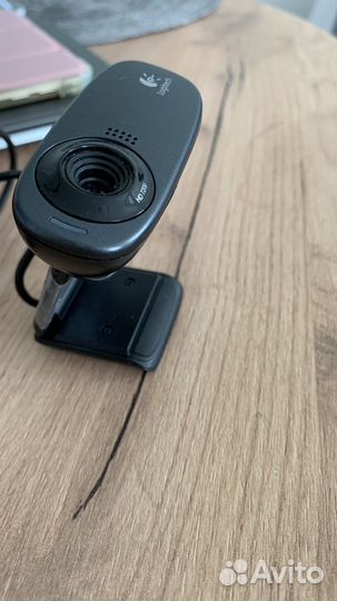 Веб-камера Logitech HD 720p