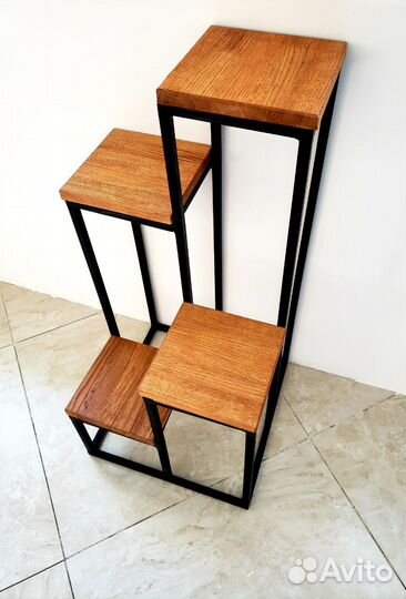 Подставка для цветов в стиле loft