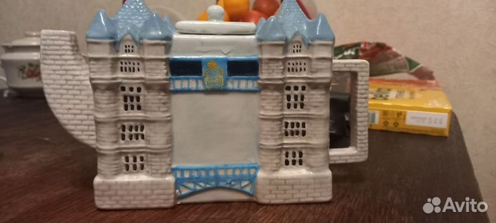 Чайник заварочный фарфоровый