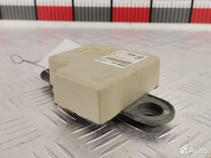 Усилитель антенны BMW X5 E70 2007 65206935024