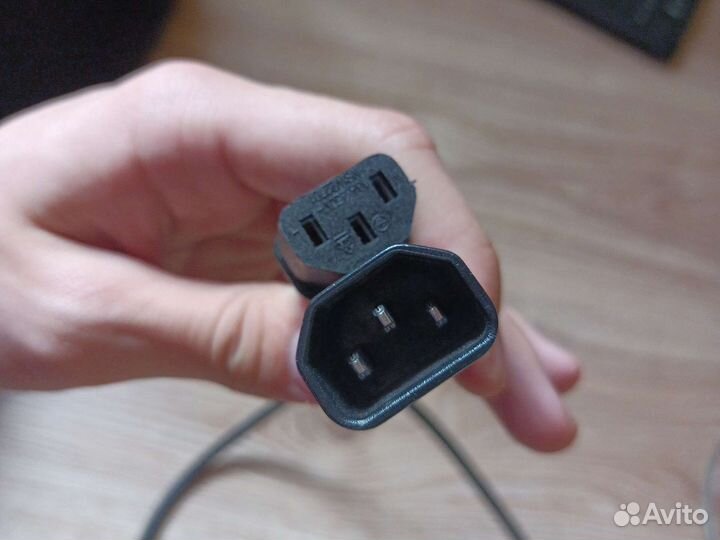 Кабель питания системный блок-монитор