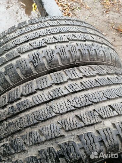Kumho WinterCraft KW27 215/55 R17